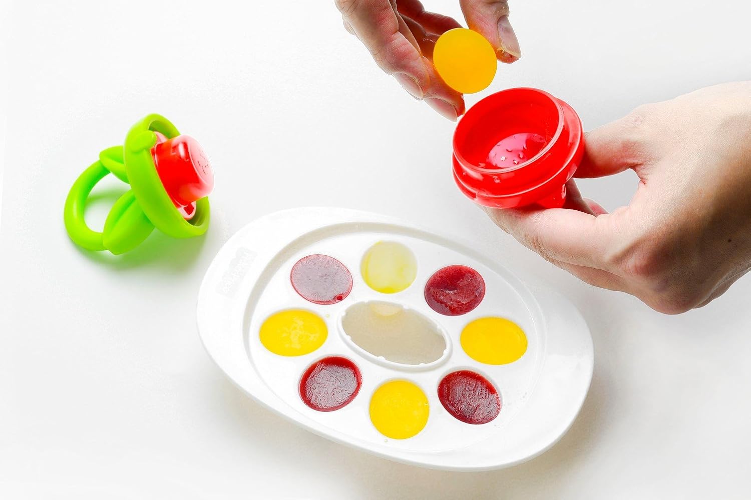 Fisher-Price Лесно почистване Teethe 'n Feed (Y9842)