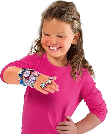 Enostavni obroči in bleščeči zapestnice