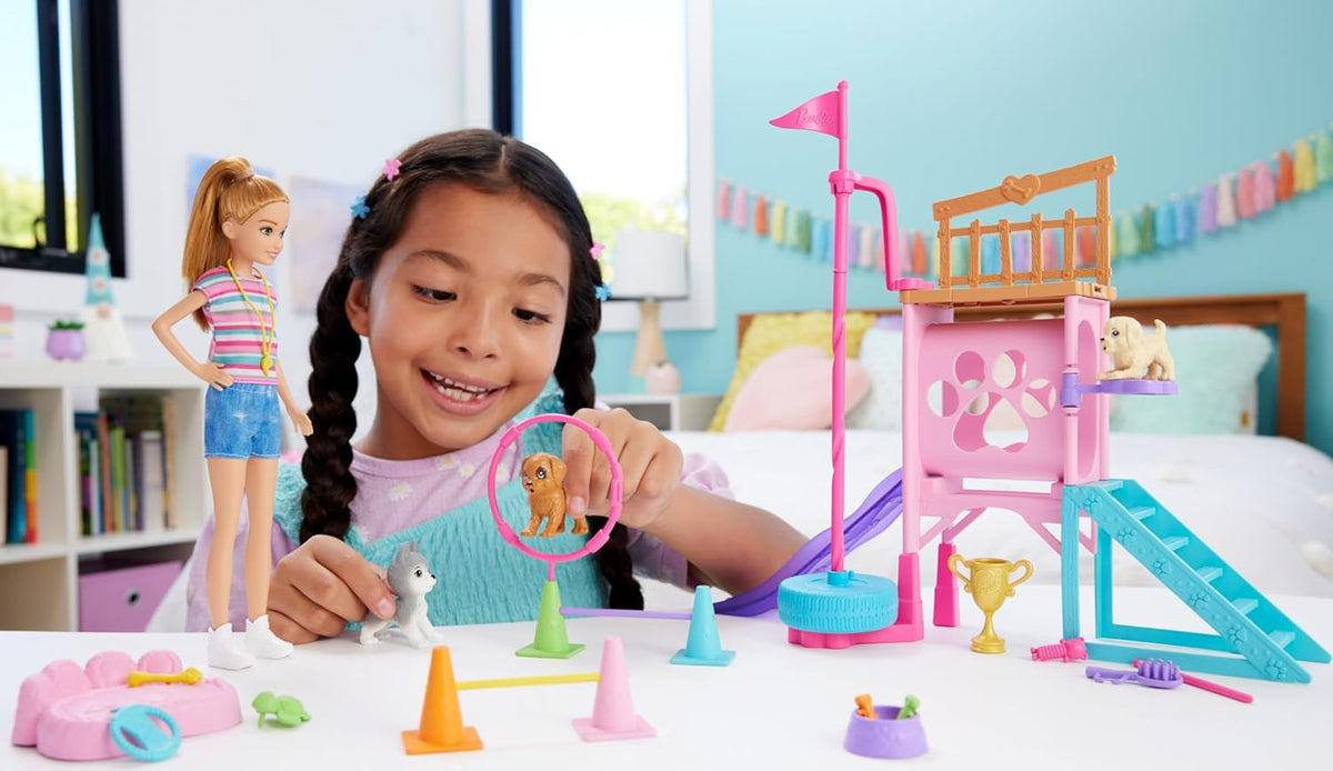 Mattel Barbie - Lutka in komplet za igro (HRM10)